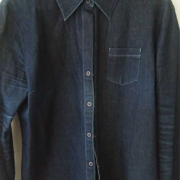 Ladies snap button down denim shirt - Picture 1 of 3